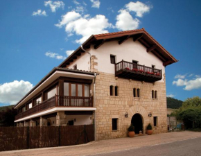Отель Casa Rural Flor de Vida - B&B  Lizaso